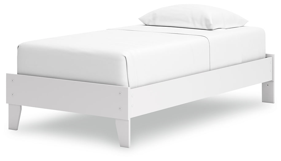 Ashley Express - Hallityn  Platform Bed